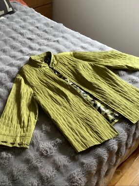 Lime Green Textured Open-Front Women's Jacket